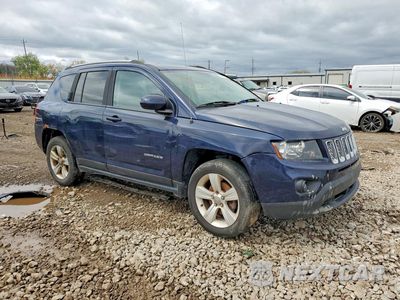 Czwarte zdjęcie samochodu z boku: 2016 JEEP COMPASS LATITUDE VIN:1C4NJDEB1GD782414 - miniatura