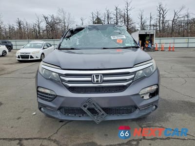 Piąte zdjęcie samochodu w środku: 2016 HONDA PILOT EXL VIN:5FNYF6H58GB028581 - miniatura