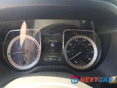 Zdjęcie 9 z 12 samochodu: 2016 NISSAN TITAN XD PLATINUM RESERVE VIN:1N6BA1F49GN507575 - miniatura