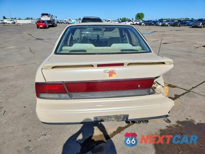 Zdjęcie 6 z 12 samochodu: 1994 NISSAN MAXIMA SE VIN:JN1EJ01F9RT506110 - miniatura