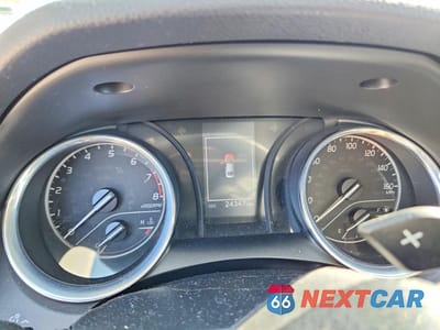 Zdjęcie 9 z 12 samochodu: 2020 TOYOTA CAMRY SE VIN:4T1G11AK0LU372111 - miniatura
