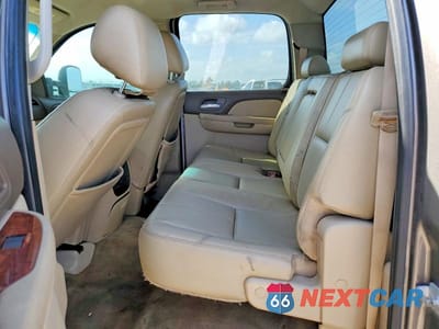 Zdjęcie 10 z 12 samochodu: 2012 GMC SIERRA K2500 SLT VIN:1GT121C86CF199594 - miniatura