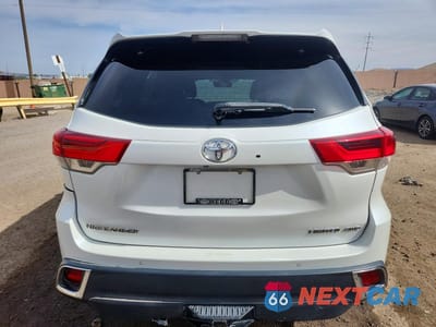 Zdjęcie 6 z 12 samochodu: 2019 TOYOTA HIGHLANDER LIMITED VIN:5TDDZRFH4KS738019 - miniatura