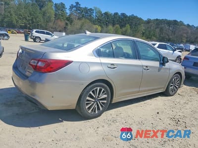 Trzecie zdjęcie samochodu z tyłu: 2019 SUBARU LEGACY 2.5I PREMIUM VIN:4S3BNAF64K3031135 - miniatura