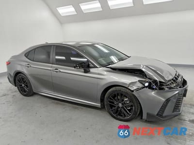 Czwarte zdjęcie samochodu z boku: 2025 TOYOTA CAMRY SE VIN:4T1DAACK1SU537713 - miniatura