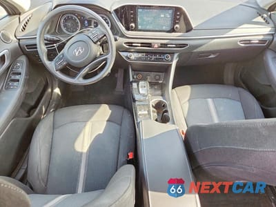 Zdjęcie 8 z 12 samochodu: 2021 HYUNDAI SONATA SE VIN:5NPEG4JA3MH071556 - miniatura