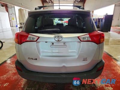 Zdjęcie 6 z 12 samochodu: 2015 TOYOTA RAV4 LE VIN:2T3BFREV9FW243262 - miniatura