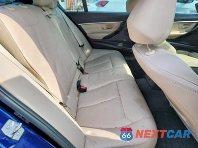 Zdjęcie 10 z 12 samochodu: 2017 BMW 330 XI VIN:WBA8D9G59HNU60802 - miniatura