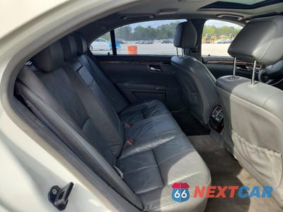 Zdjęcie 10 z 13 samochodu: 2007 MERCEDES-BENZ S 550 VIN:WDDNG71X37A030741 - miniatura