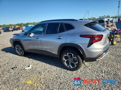 Drugie zdjęcie samochodu z przodu: 2024 CHEVROLET TRAX 1LT VIN:KL77LHE22RC119904 - miniatura