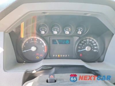 Zdjęcie 9 z 13 samochodu: 2015 FORD F250 SUPER DUTY VIN:1FT7X2B68FEA28003 - miniatura