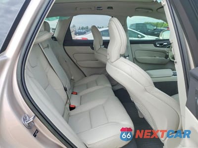 Zdjęcie 11 z 13 samochodu: 2023 VOLVO XC60 ULTIMATE VIN:YV4L12RA7P1319270 - miniatura