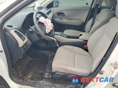 Zdjęcie 7 z 13 samochodu: 2017 HONDA HR-V LX VIN:3CZRU5H36HM724589 - miniatura