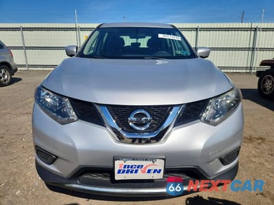 Piąte zdjęcie samochodu w środku: 2016 NISSAN ROGUE S VIN:5N1AT2MVXGC845004 - miniatura