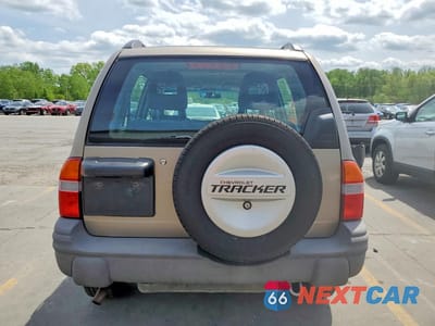 Zdjęcie 6 z 13 samochodu: 2003 CHEV TRACKER VIN:2CNBJ13CX36920520 - miniatura