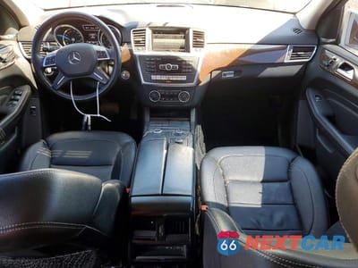 Zdjęcie 8 z 13 samochodu: 2013 MERCEDES-BENZ ML 350 4MATIC VIN:4JGDA5HB6DA137621 - miniatura