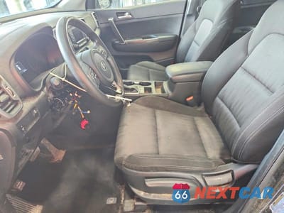 Zdjęcie 7 z 12 samochodu: 2017 KIA SPORTAGE LX VIN:KNDPM3AC2H7135609 - miniatura
