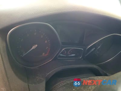 Zdjęcie 9 z 11 samochodu: 2013 FORD FOCUS SE VIN:1FADP3F24DL232487 - miniatura