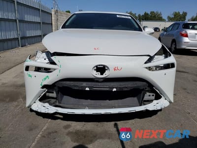 Piąte zdjęcie samochodu w środku: 2022 TOYOTA MIRAI XLE VIN:JTDAAAAA4NA005895 - miniatura