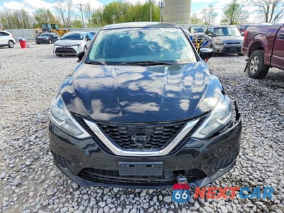 Piąte zdjęcie samochodu w środku: 2019 NISSAN SENTRA SV VIN:3N1AB7AP6KY364471 - miniatura