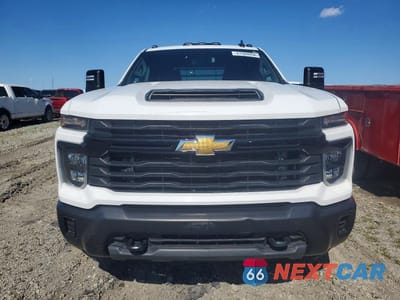 Piąte zdjęcie samochodu w środku: 2024 CHEVROLET SILVERADO K3500 VIN:1GB4YSEY3RF237200 - miniatura