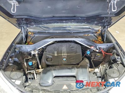 Zdjęcie 12 z 13 samochodu: 2015 BMW X5 XDRIVE35D VIN:5UXKS4C52F0N10407 - miniatura