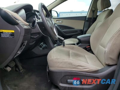 Zdjęcie 7 z 13 samochodu: 2017 HYUNDAI SANTA FE SE VIN:KM8SM4HF7HU212794 - miniatura
