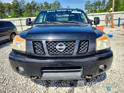 Piąte zdjęcie samochodu w środku: 2011 NISSAN TITAN SV VIN:1N6BA0EC8BN300056 - miniatura