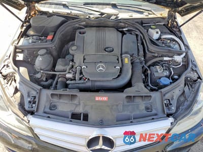 Zdjęcie 11 z 12 samochodu: 2013 MERCEDES-BENZ C 250 VIN:WDDGF4HB7DA871610 - miniatura