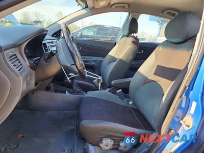 Zdjęcie 7 z 12 samochodu: 2008 KIA RIO SX VIN:KNADE123X86390515 - miniatura