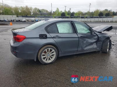 Trzecie zdjęcie samochodu z tyłu: 2018 BMW 320 XI VIN:WBA8A3C54JA499595 - miniatura