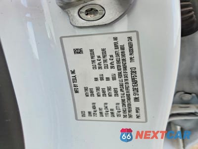 Zdjęcie 13 z 13 samochodu: 2023 TESLA MODEL 3 VIN:5YJ3E1EA8PF573813 - miniatura