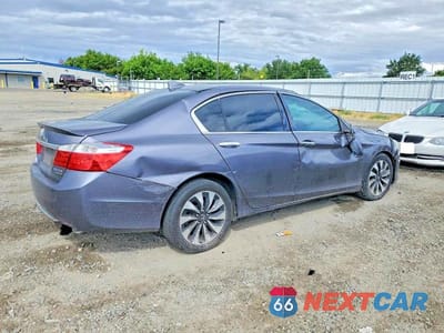 Trzecie zdjęcie samochodu z tyłu: 2015 HONDA ACCORD TOURING HYBRID VIN:1HGCR6F79FA007768 - miniatura