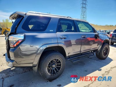 Trzecie zdjęcie samochodu z tyłu: 2018 TOYOTA 4RUNNER SR5 VIN:JTEBU5JR0J5542125 - miniatura