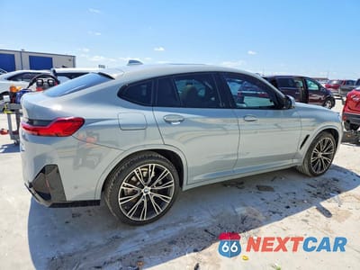 Trzecie zdjęcie samochodu z tyłu: 2024 BMW X4 XDRIVE30I VIN:5UX33DT05R9U36292 - miniatura