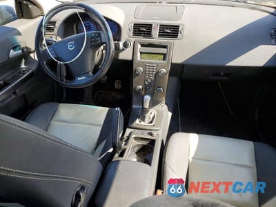 Zdjęcie 8 z 12 samochodu: 2009 VOLVO C30 T5 VIN:YV1MK672592141292 - miniatura