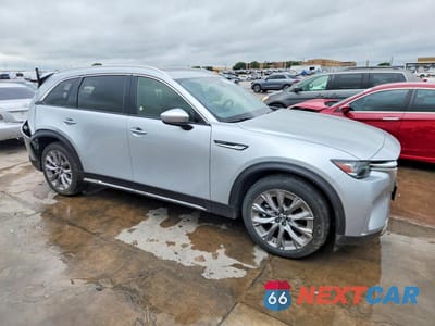 Czwarte zdjęcie samochodu z boku: 2025 MAZDA CX-90 PREMIUM PLUS VIN:JM3KKEHD9S1228526 - miniatura