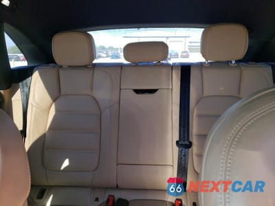 Zdjęcie 10 z 13 samochodu: 2023 PORSCHE MACAN S VIN:WP1AG2A57PLB41421 - miniatura