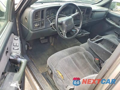 Zdjęcie 8 z 12 samochodu: 2000 CHEVROLET SILVERADO C1500 VIN:1GCEC14V1YZ243820 - miniatura