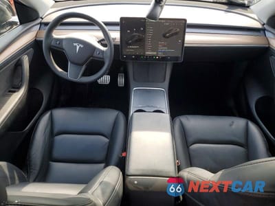 Zdjęcie 8 z 13 samochodu: 2024 TESLA MODEL Y VIN:7SAYGDEF0RF181749 - miniatura