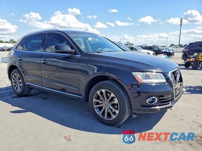 Czwarte zdjęcie samochodu z boku: 2016 AUDI Q5 PREMIUM VIN:WA1C2AFP1GA141806 - miniatura