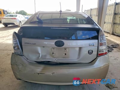 Zdjęcie 6 z 12 samochodu: 2010 TOYOTA PRIUS V VIN:JTDKN3DU9A0150697 - miniatura