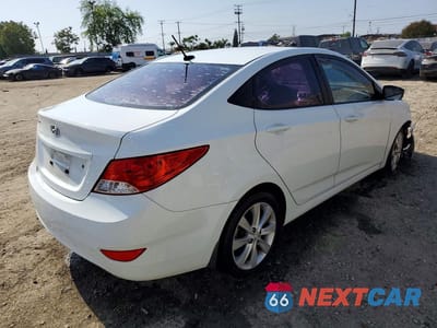 Trzecie zdjęcie samochodu z tyłu: 2013 HYUNDAI ACCENT GLS VIN:KMHCU4AE1DU580873 - miniatura