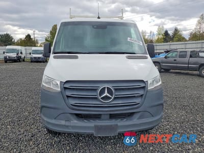 Piąte zdjęcie samochodu w środku: 2022 MERCEDES BENZ SPRINTER 2500 VIN:W1Y4DBHY4NT104200 - miniatura