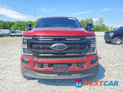 Piąte zdjęcie samochodu w środku: 2022 FORD F350 SUPER DUTY VIN:1FT8W3BT9NEF47191 - miniatura
