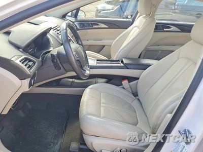 Zdjęcie 7 z 12 samochodu: 2019 LINCOLN MKZ RESERVE I VIN:3LN6L5LU1KR611277 - miniatura