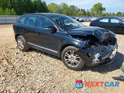 Czwarte zdjęcie samochodu z boku: 2016 VOLVO XC60 T5 VIN:YV440MDJ9G2870935 - miniatura