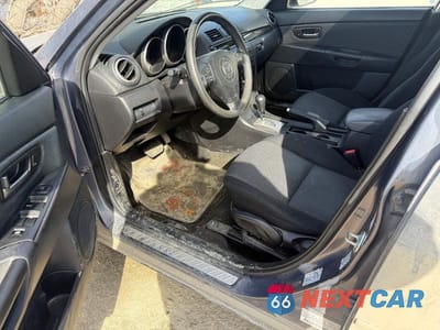 Piąte zdjęcie samochodu w środku: 2007 MAZDA 3 I VIN:JM1BK32F071720019 - miniatura