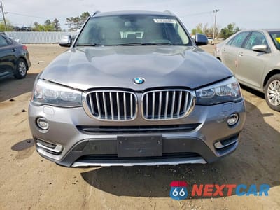 Piąte zdjęcie samochodu w środku: 2015 BMW X3 XDRIVE28I VIN:5UXWX9C5XF0D51042 - miniatura
