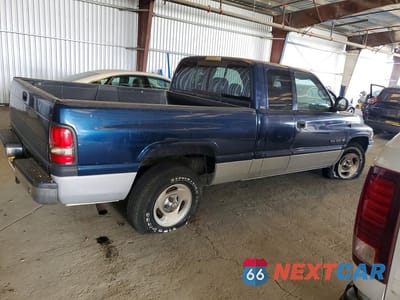 Trzecie zdjęcie samochodu z tyłu: 2000 DODGE RAM 1500 VIN:3B7HC13Z5YG136819 - miniatura